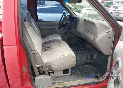 1995 GMC Sierra C1500 from USA, damaged, VIN 1GTEC14Z2SZ561990